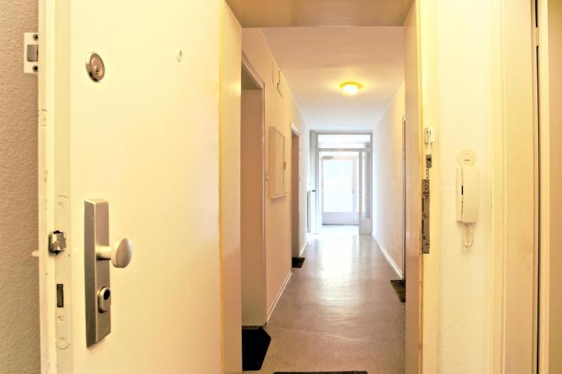 Private Apartment *